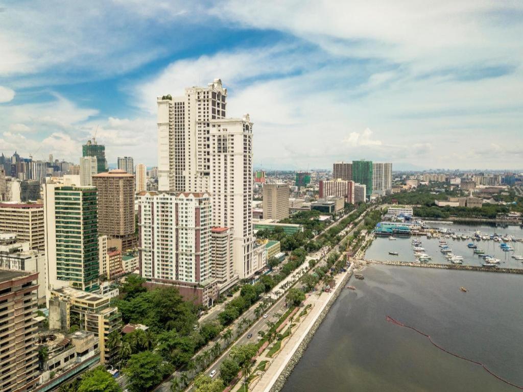Ritz Astor Hotel Makati City Exteriér fotografie