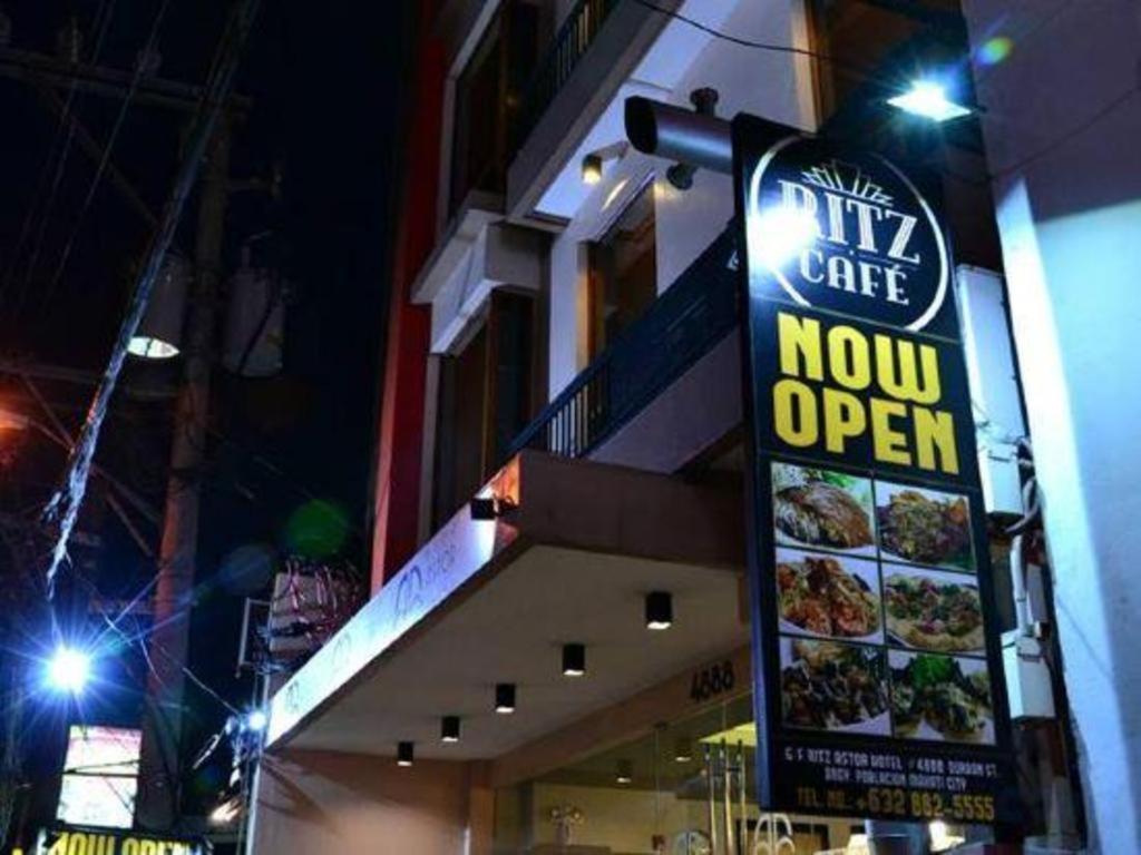 Ritz Astor Hotel Makati City Exteriér fotografie