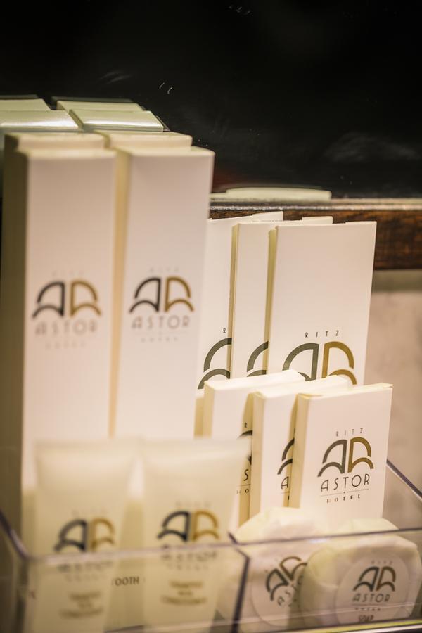 Ritz Astor Hotel Makati City Exteriér fotografie