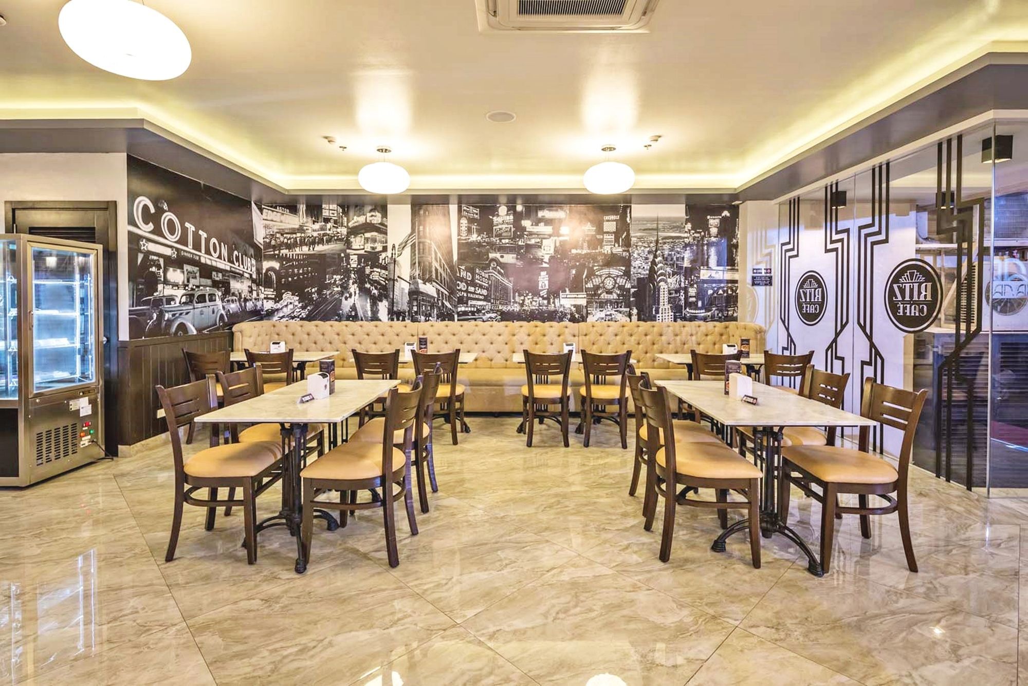 Ritz Astor Hotel Makati City Exteriér fotografie